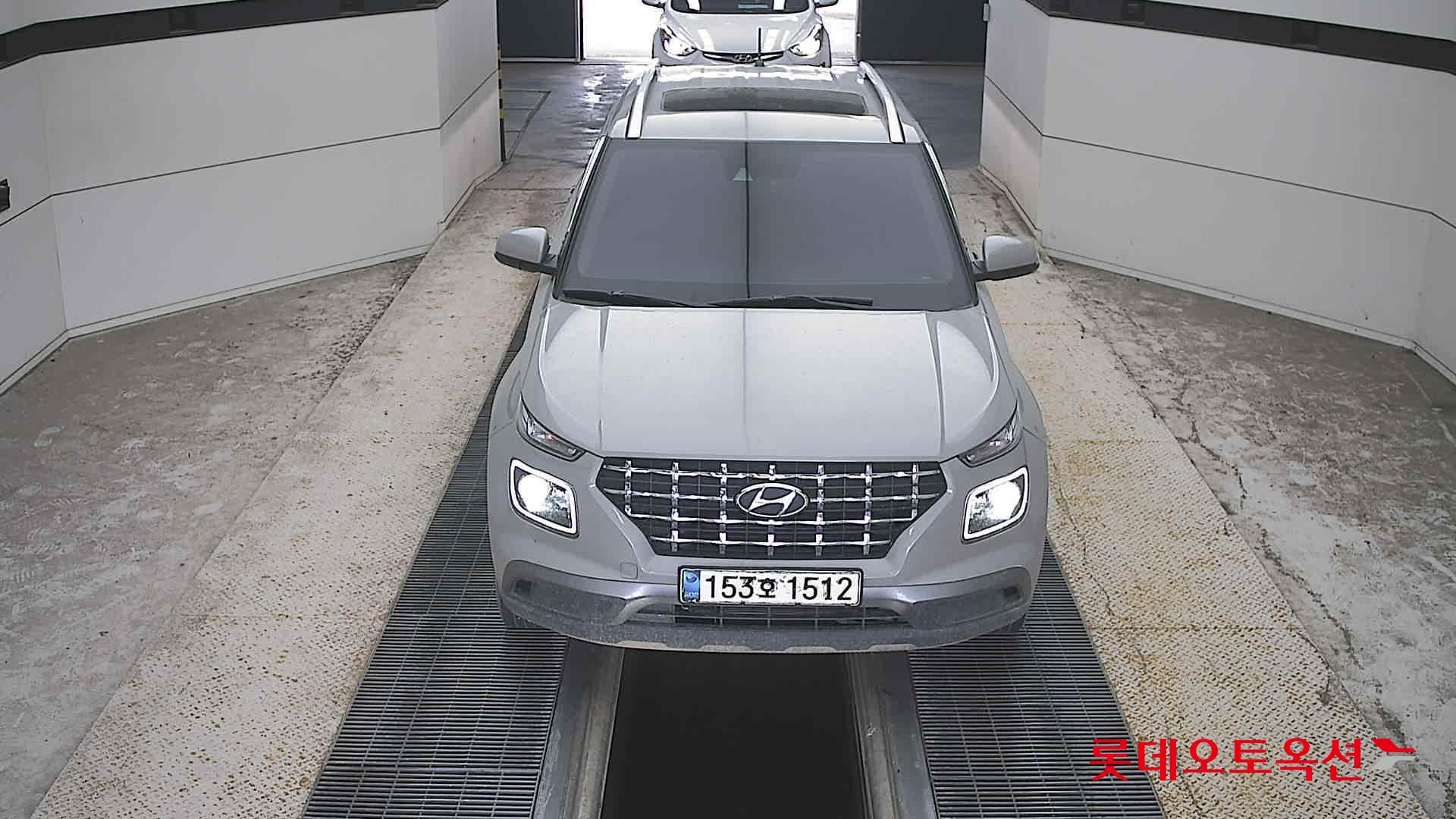 Hyundai VENUE (G) 1.6 Modern