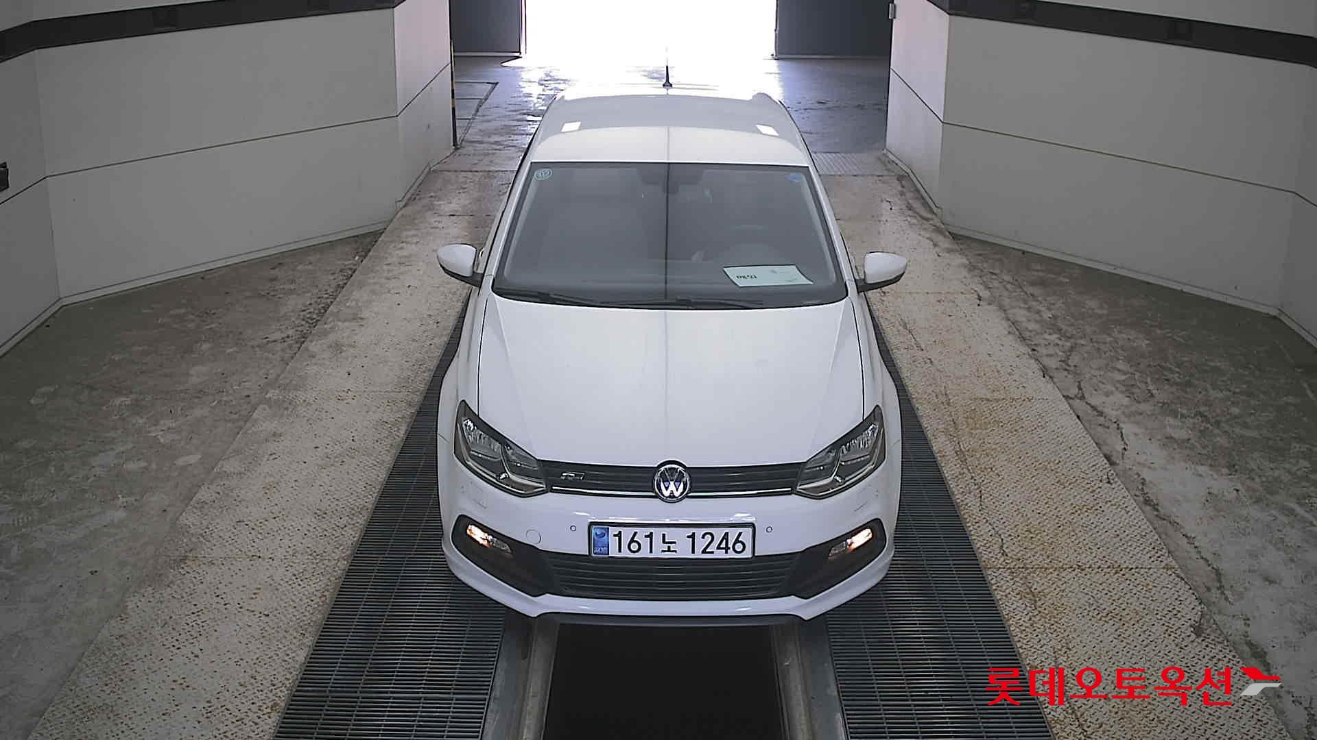VOLKSWAGEN POLO (D) 1.4 R-LINE