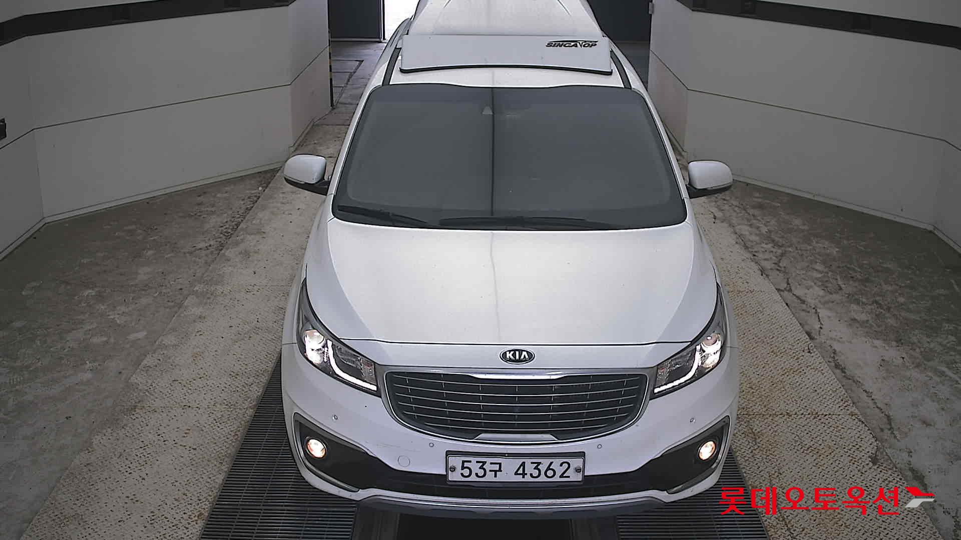 KIA ALL NEW CARNIVAL (D) 2.2 9-Seater Noblesse