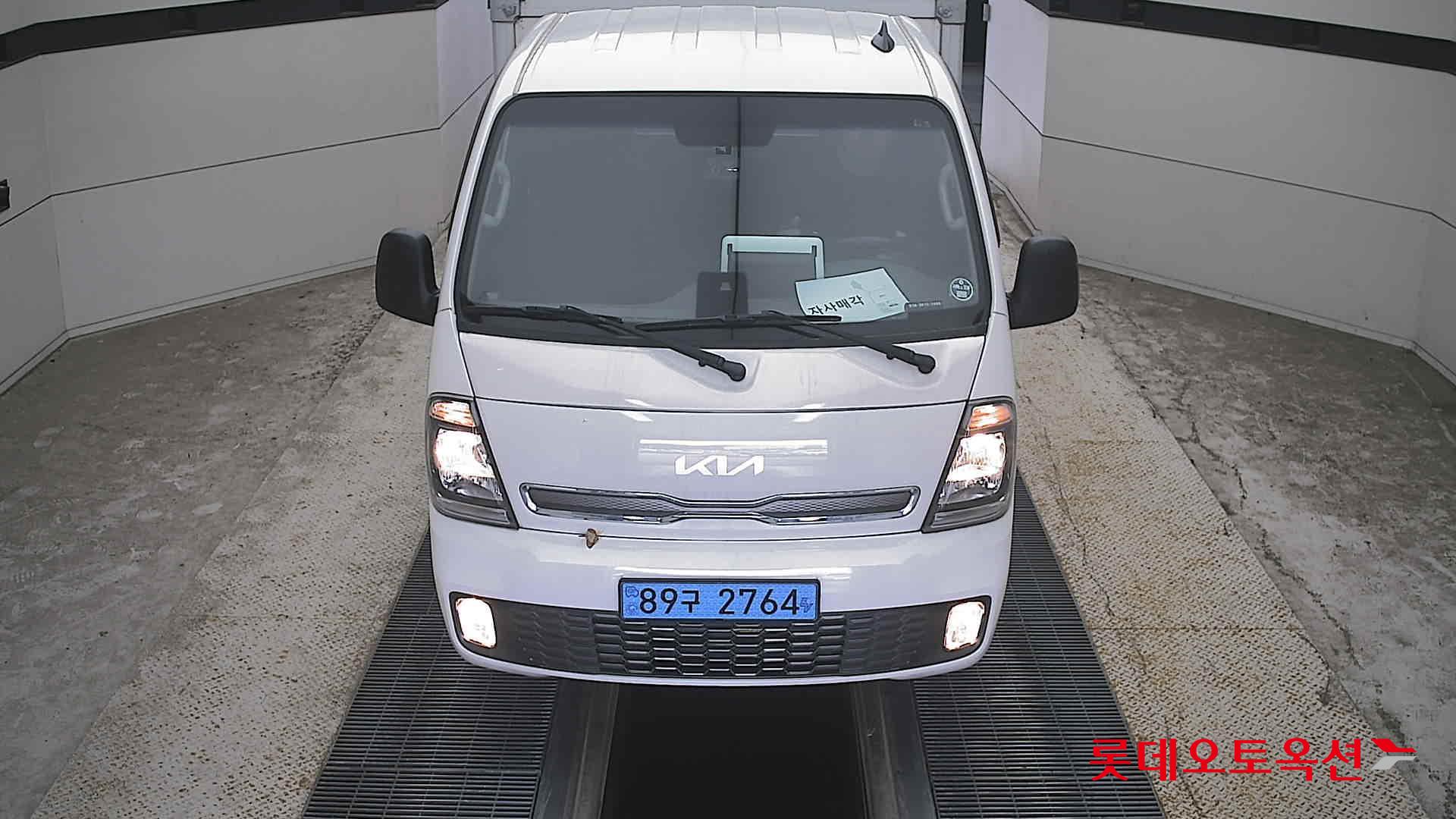 KIA BONGO (E) 1톤 특장 내장탑차 로우 배터리진단 고전압 배터리 상태 (SoH) 진단을 완료한 차량입니다.