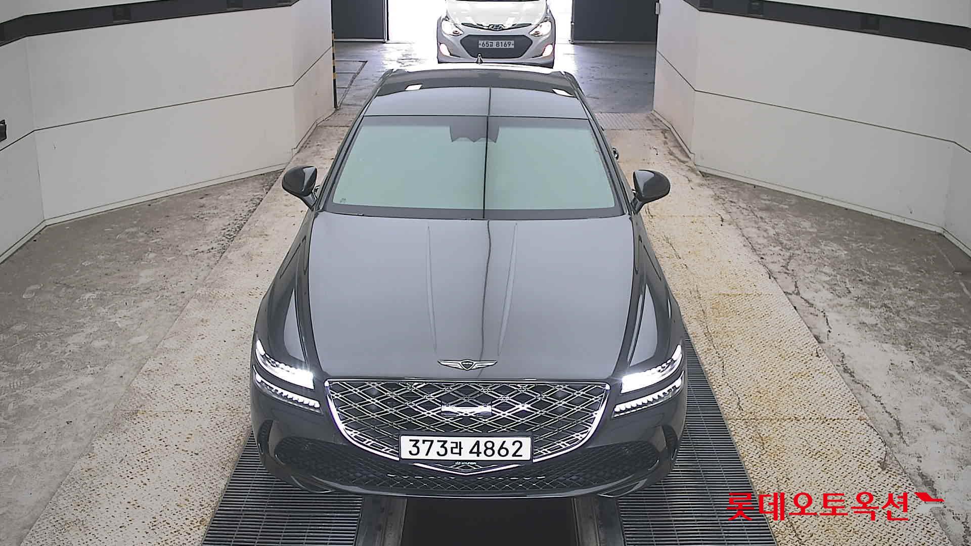 Genesis G80 (G)2.5T 18"/Base 2WD AT