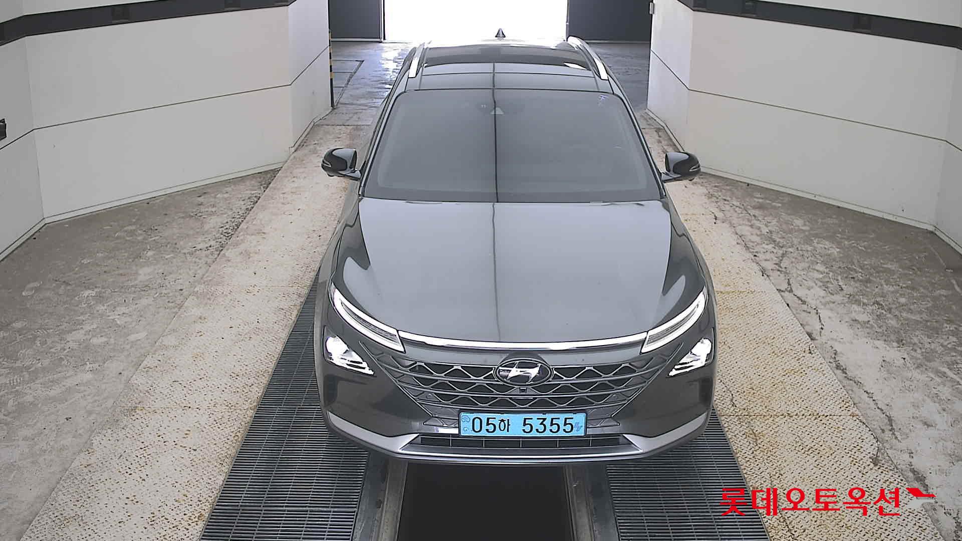 NEXO (S) Premium 5-Seater 2WD AT
