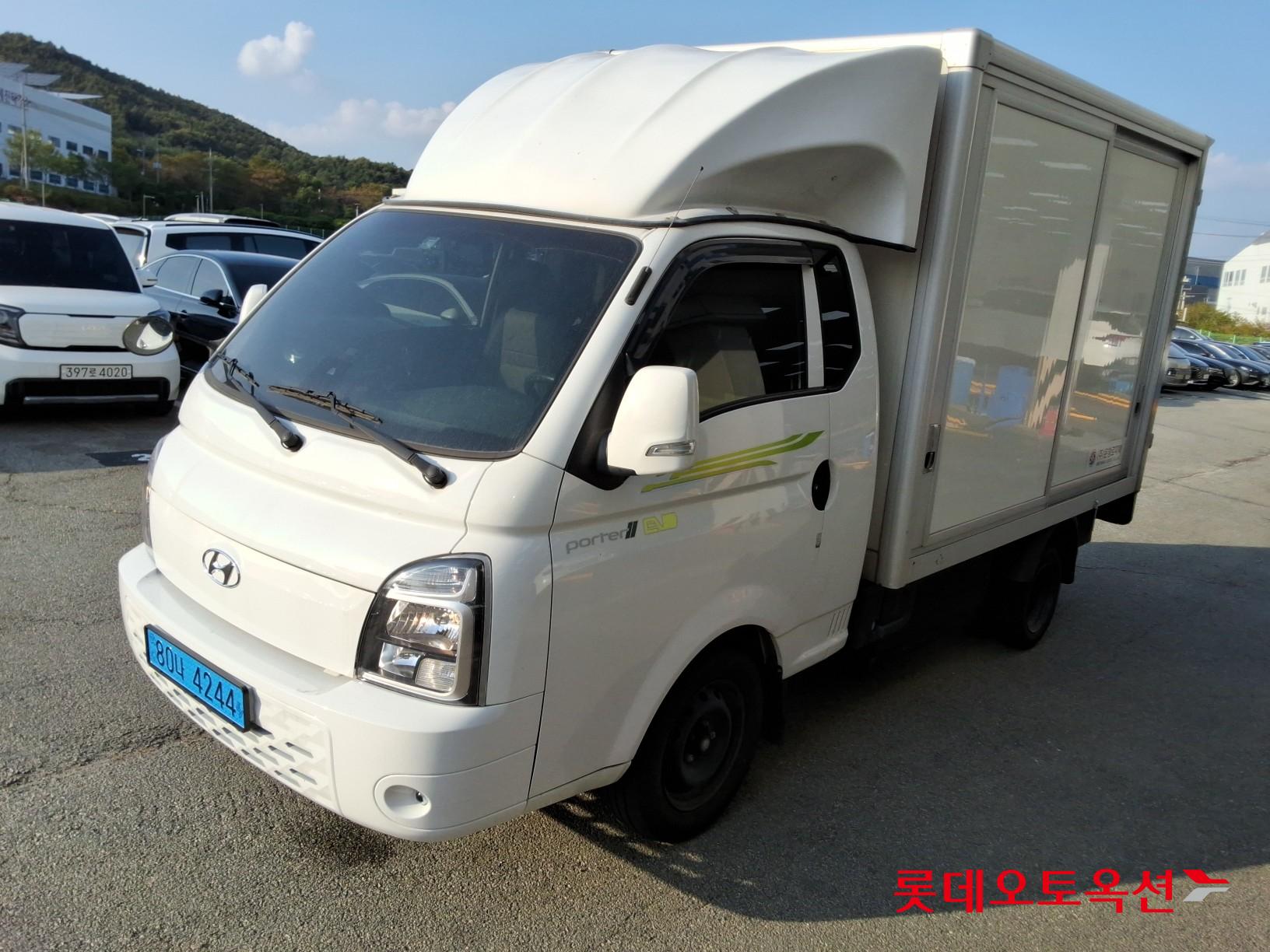 Hyundai PORTER Ⅱ (E) 슈퍼캡 초장축 스마트스페셜 배터리진단 고전압 배터리 상태 (SoH) 진단을 완료한 차량입니다.