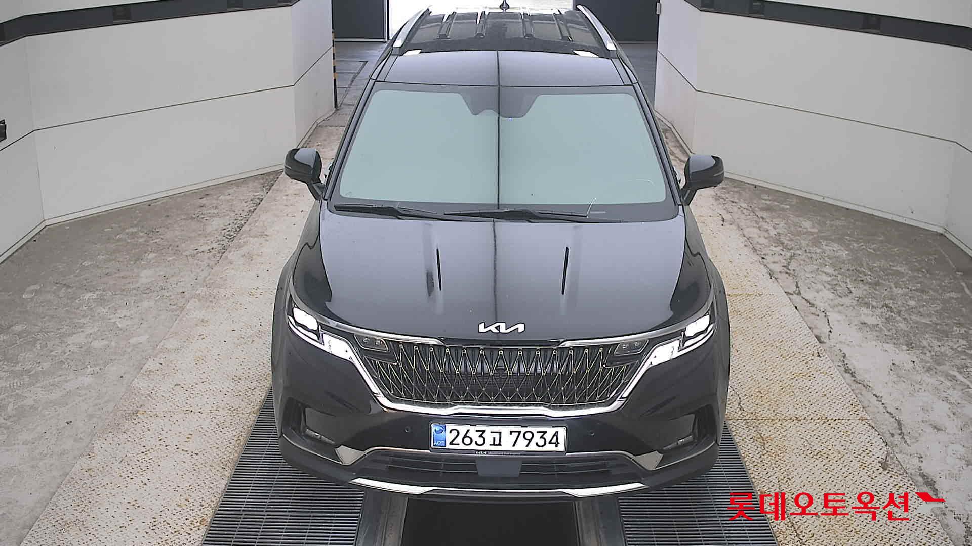 KIA CARNIVAL KA4 (D) 2.2 Signature 9-Seater