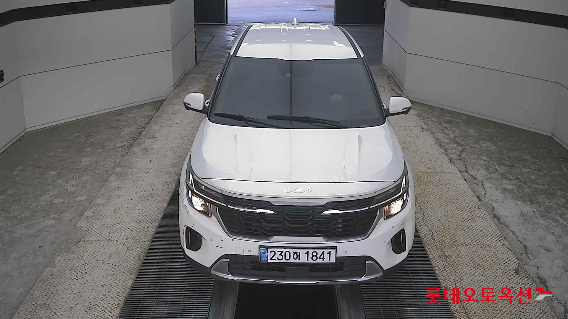KIA SELTOS (G)1.6T Prestige 5-Seater 2WD AT