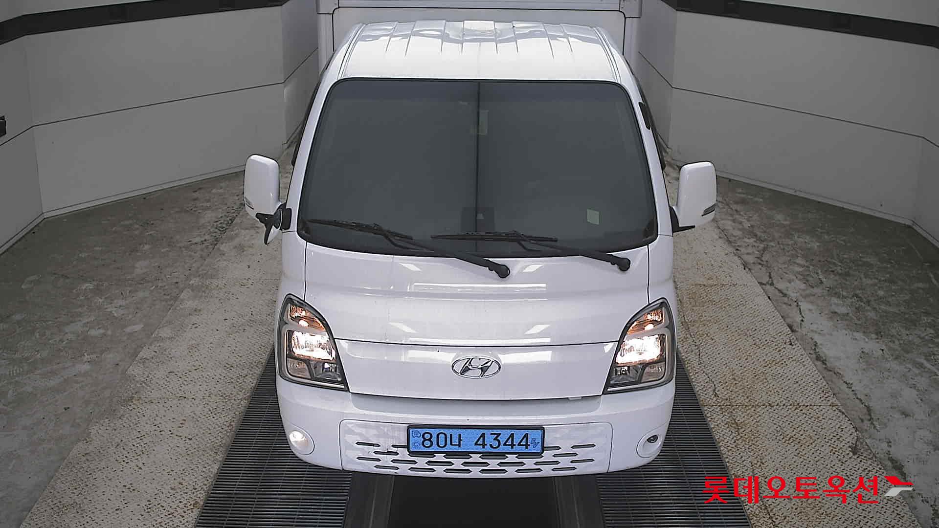 Hyundai PORTER Ⅱ (E) 슈퍼캡 초장축 스마트스페셜
