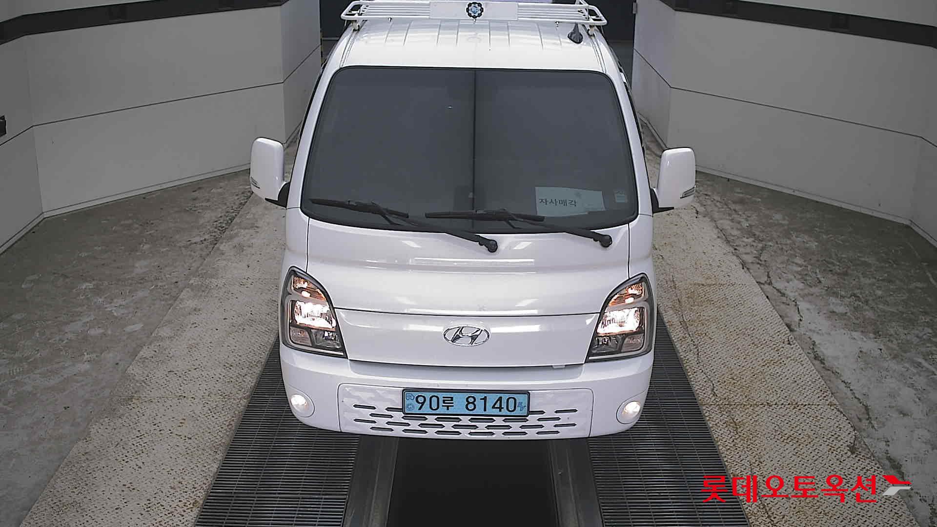Hyundai PORTER Ⅱ (E) Super Cab Extra Long Wheelbase Premium Special
