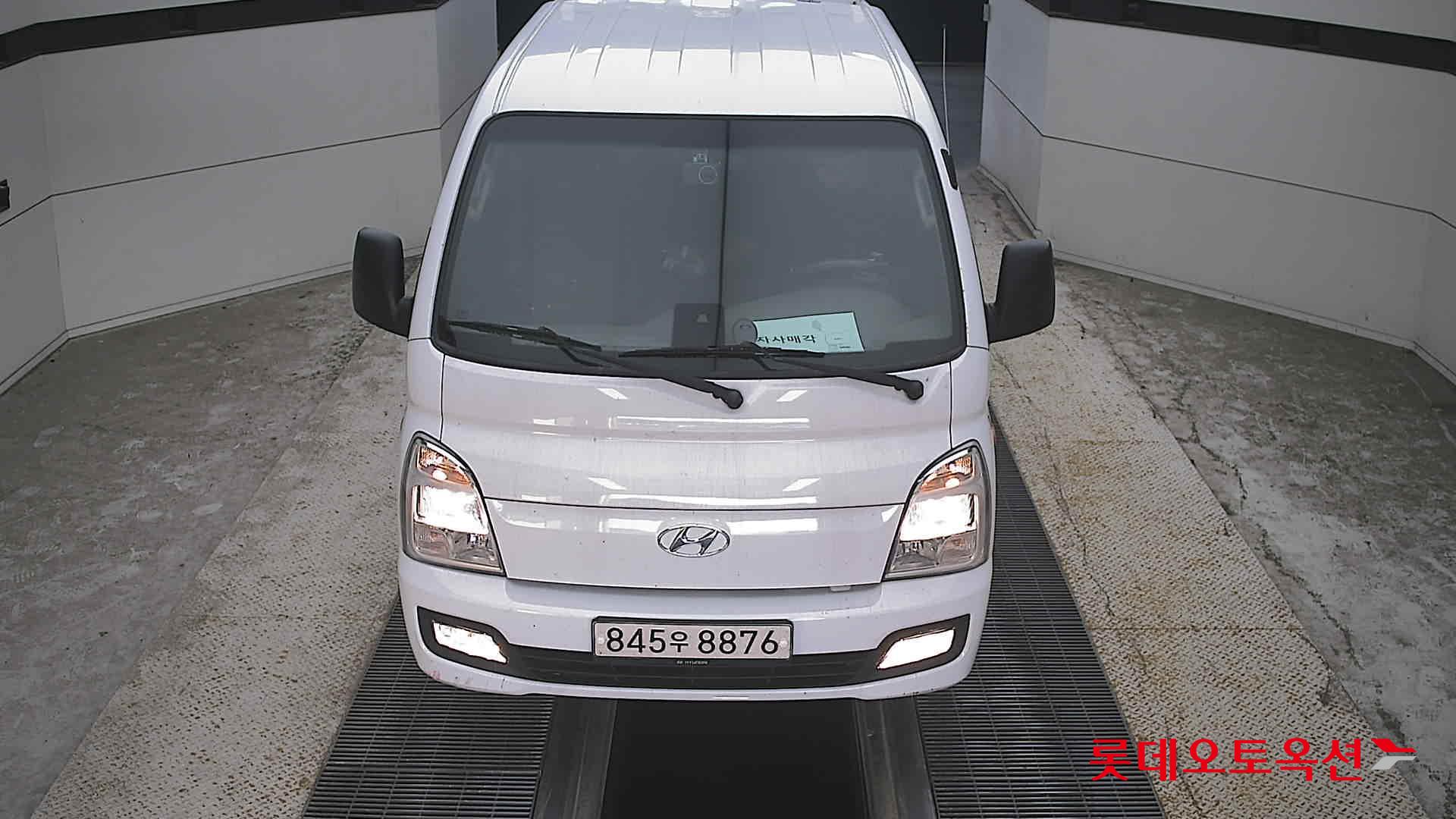 Hyundai PORTER II (D) 2.5 Double Cab Extra Long Wheelbase Smart 2WD