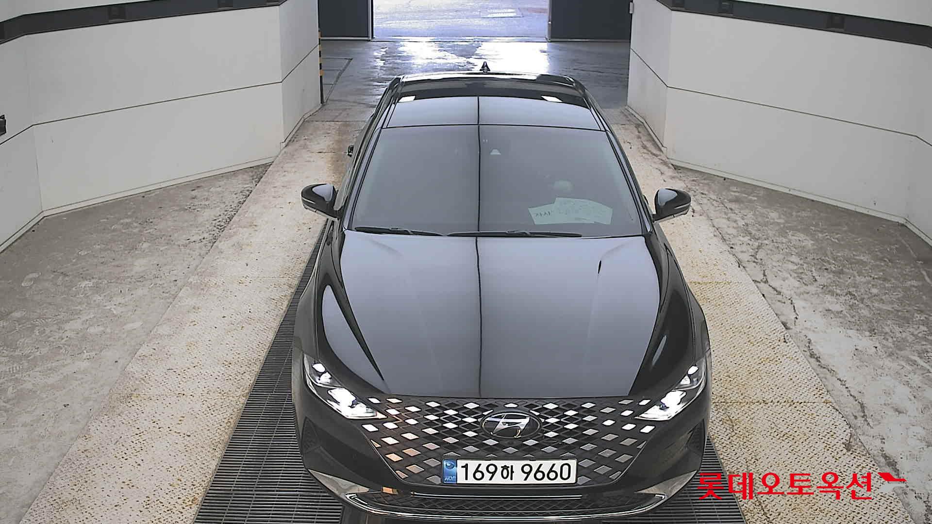 Hyundai THE NEW GRANDEUR (G) 2.5 Le Blanc