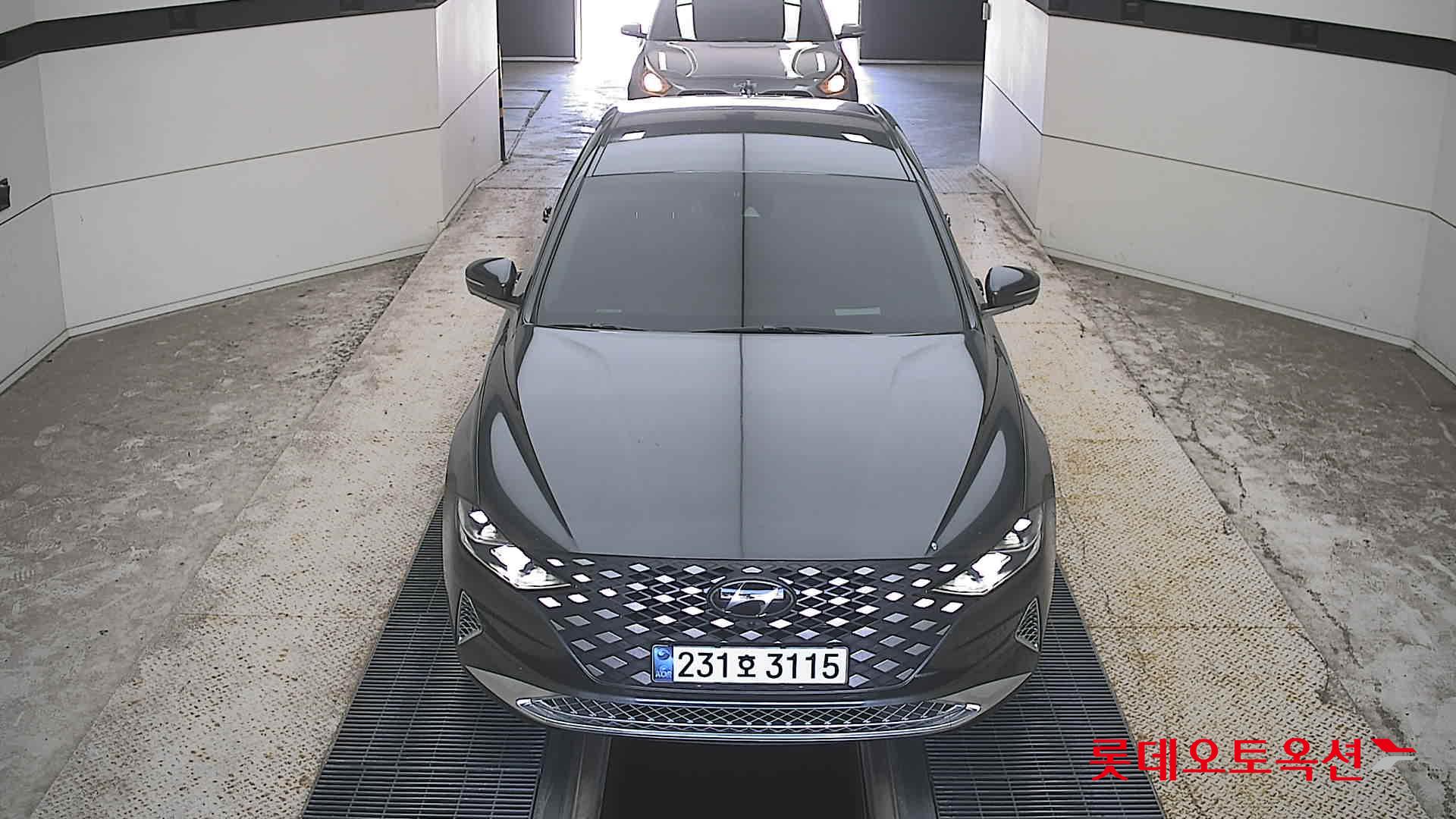 Hyundai THE NEW GRANDEUR (G) 3.3 Calligraphy