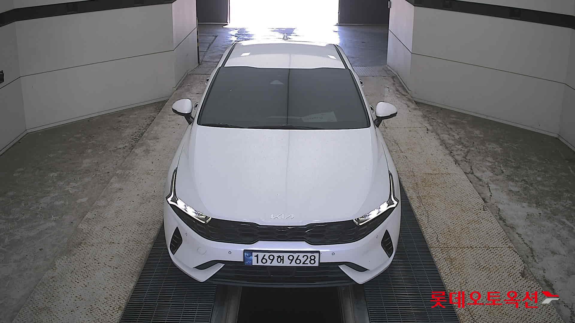 KIA INTERACTIVE K5 (H) 2.0 Noblesse