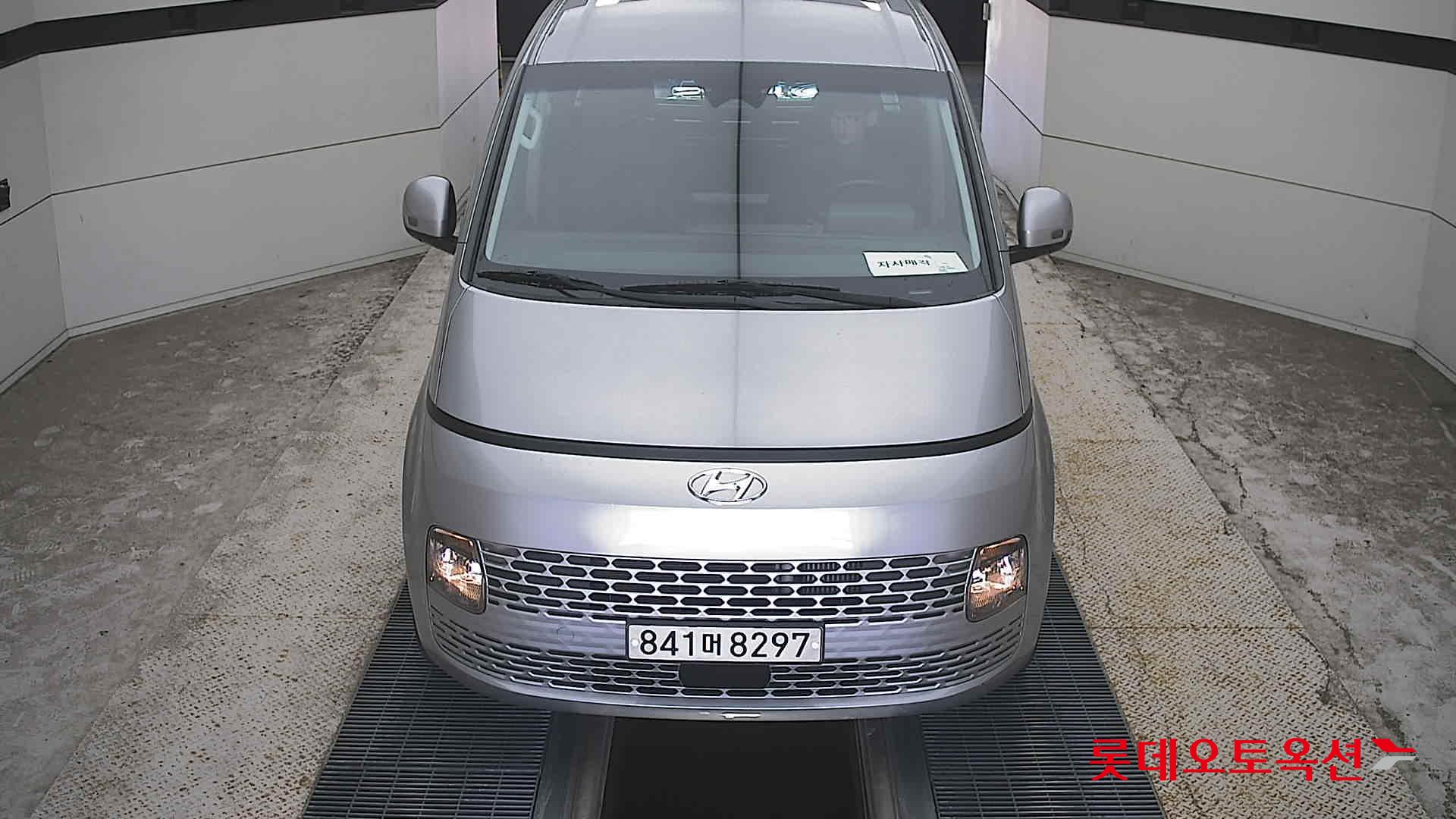 Hyundai STARIA (D) 2.2 Cargo 3-Seater Modern