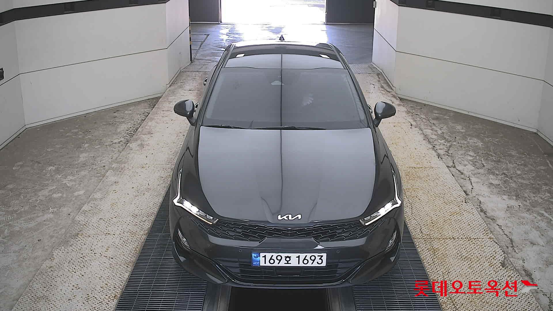 KIA INTERACTIVE K5 (G) 2.0 Noblesse