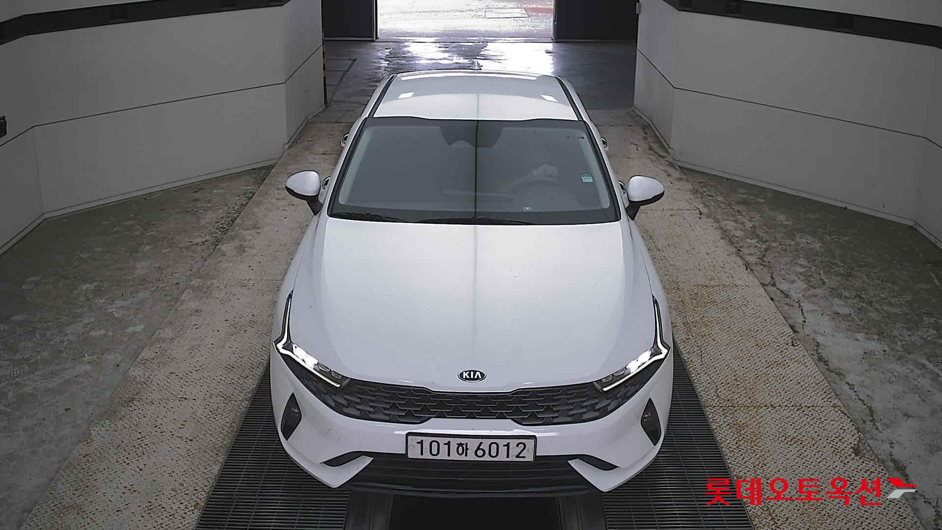 KIA INTERACTIVE K5 (H) 2.0 Trendy