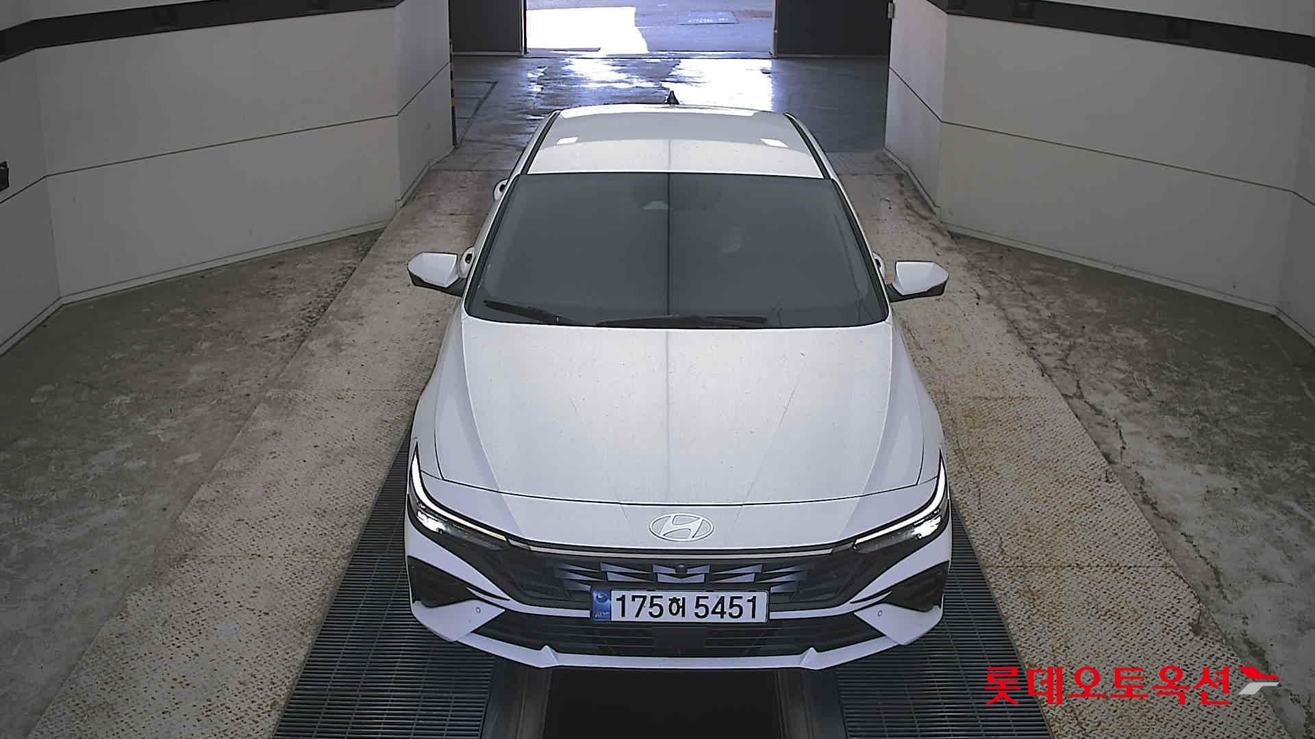 Hyundai AVANTE CN7 (G)1.6 Inspiration 2WD AT