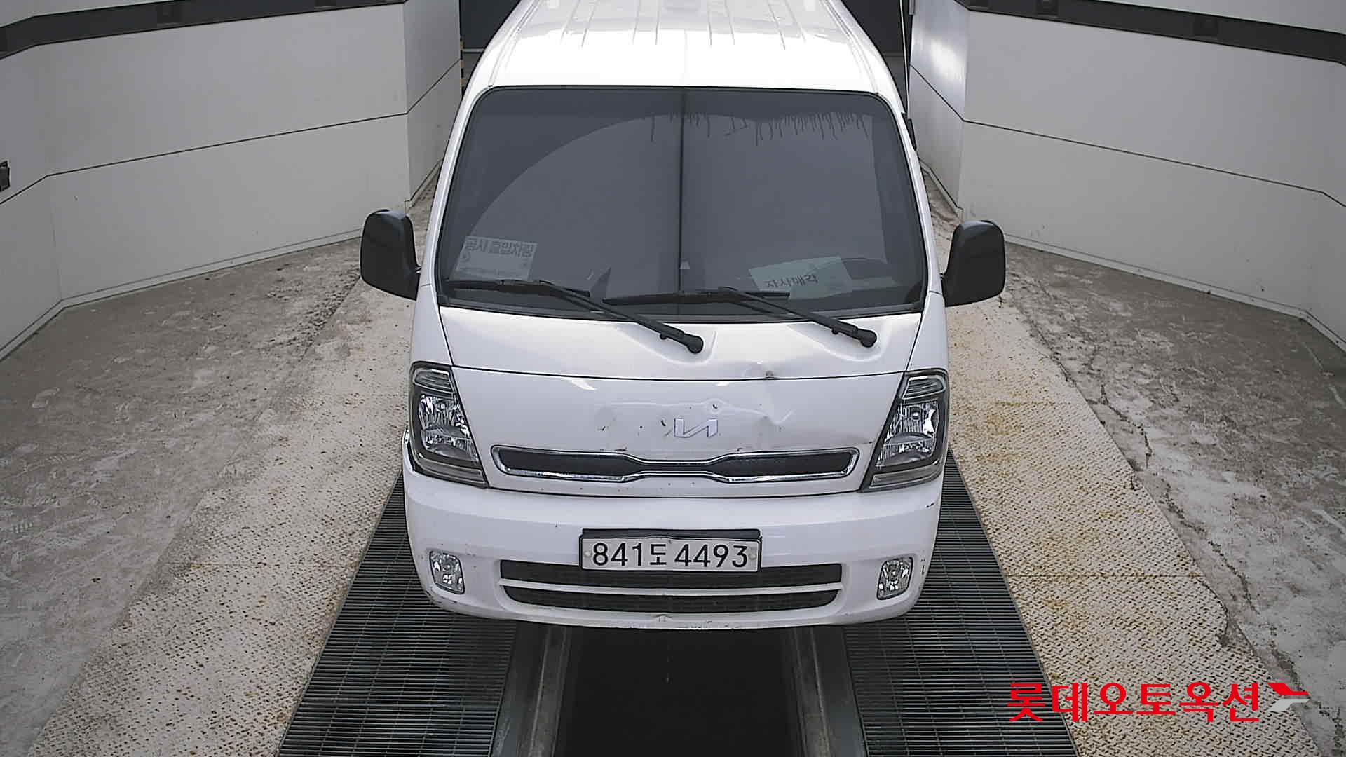 KIA BONGO (D) 2.5 1-Ton Double Cab Extra Long Wheelbase 2WD LLight
