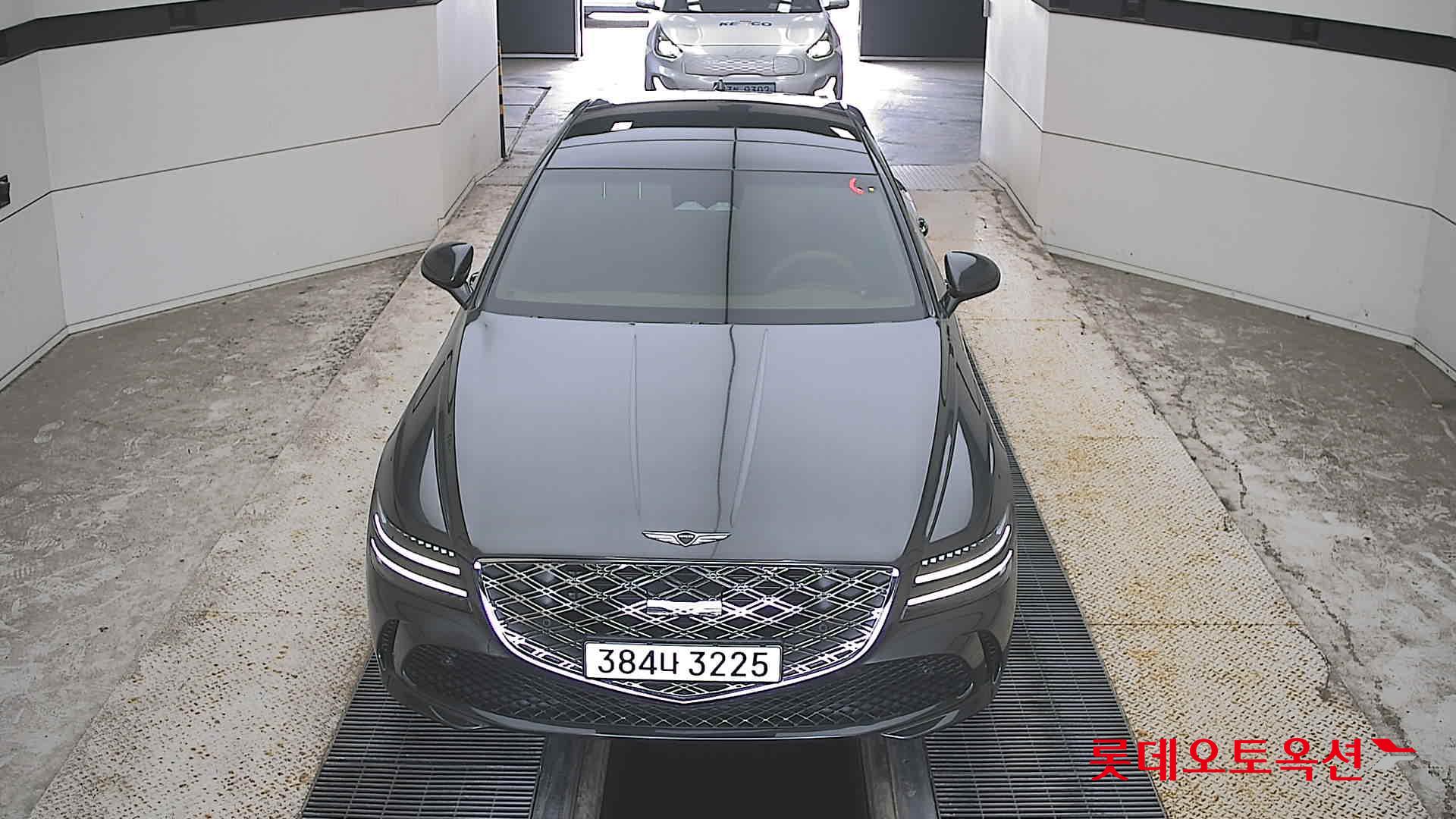 Genesis G80 (G)2.5T 18"/Base 2WD AT