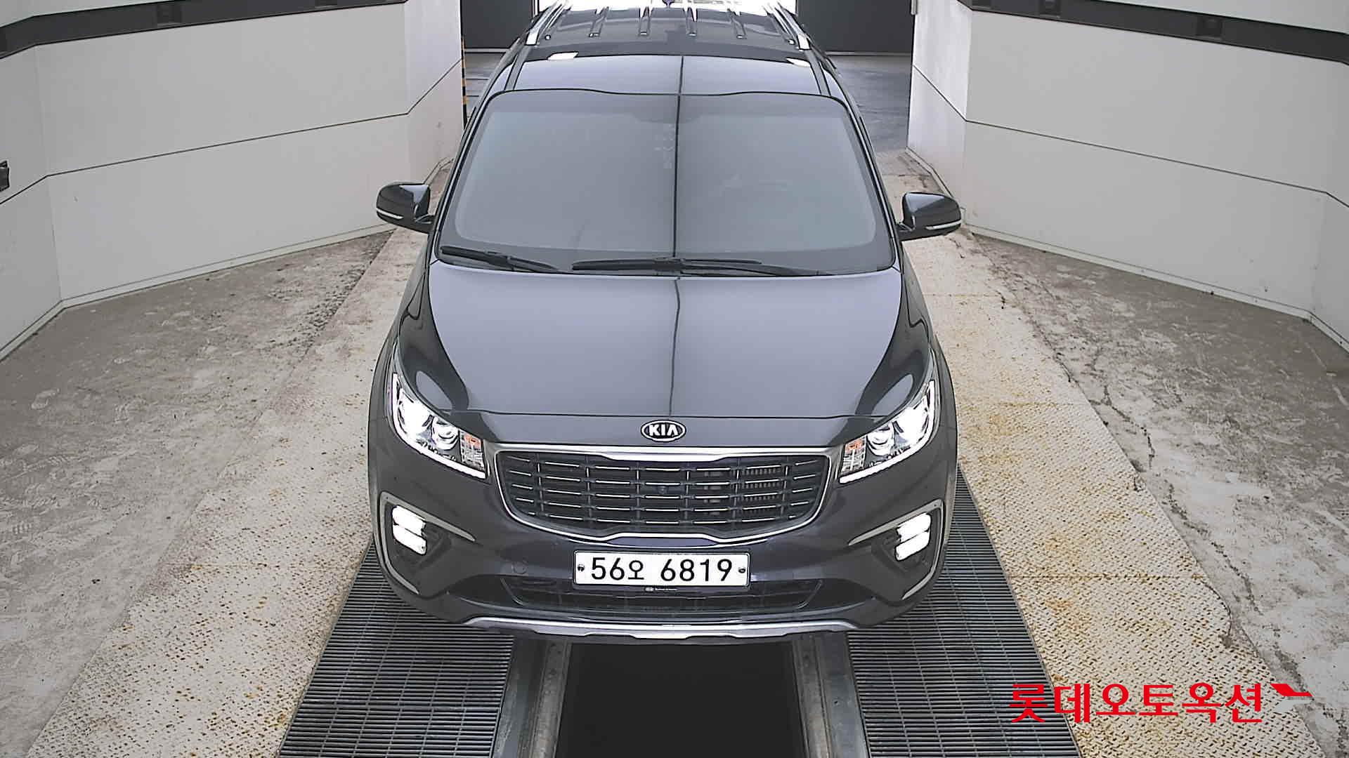 KIA THE NEW CARNIVAL (D) 2.2 Noblesse Special 9-Seater