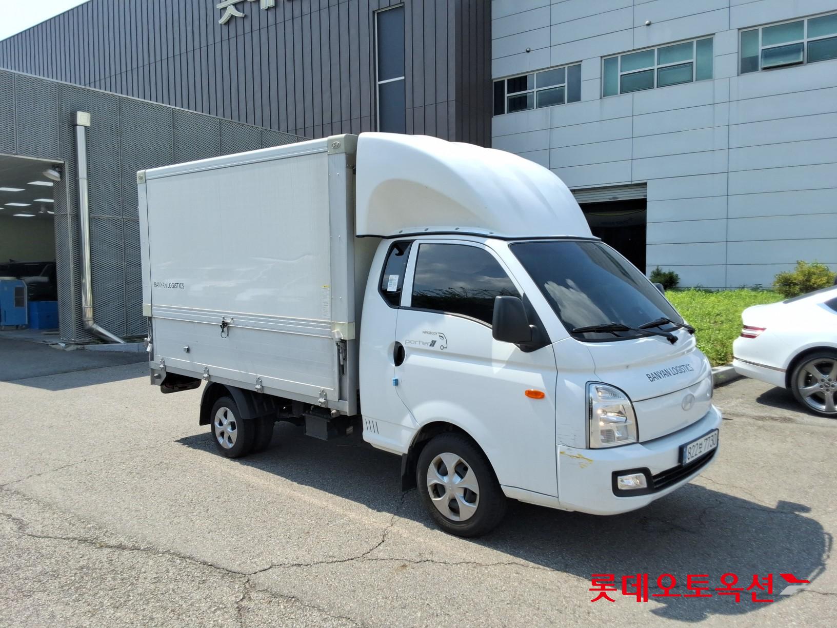 Hyundai PORTER (L)2.5T 1.0-Ton Super Cab Smart Extra Long Wheelbase Wing Body 2WA