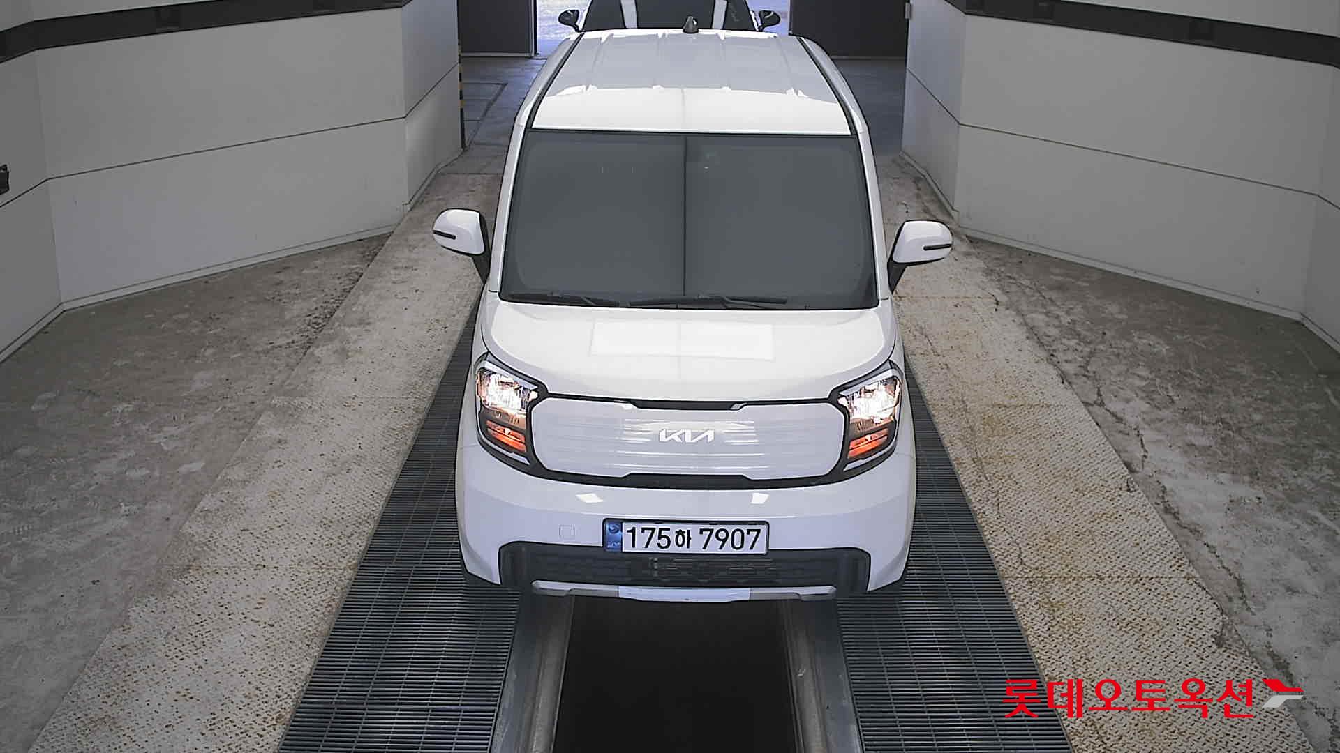 KIA RAY (G)1.0 Prestige 2WD AT
